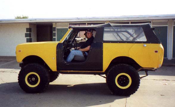 Use the buttons to view pictures